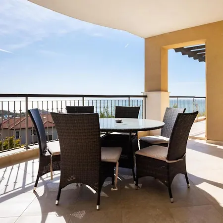 Thracian Cliffs Owners Appartamento