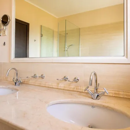 Thracian Cliffs Owners كافارنا