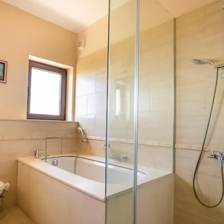 Thracian Cliffs Owners شقة *